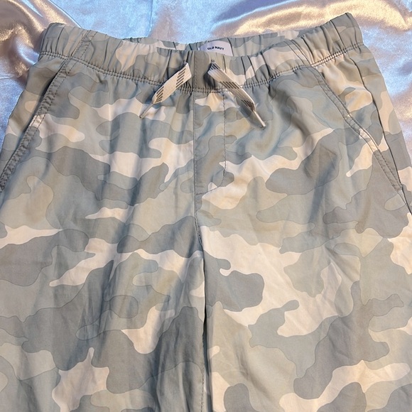 OLD NAVY JUNIORS MULTI GREY ARMY FATIGUE - Picture 4 of 9